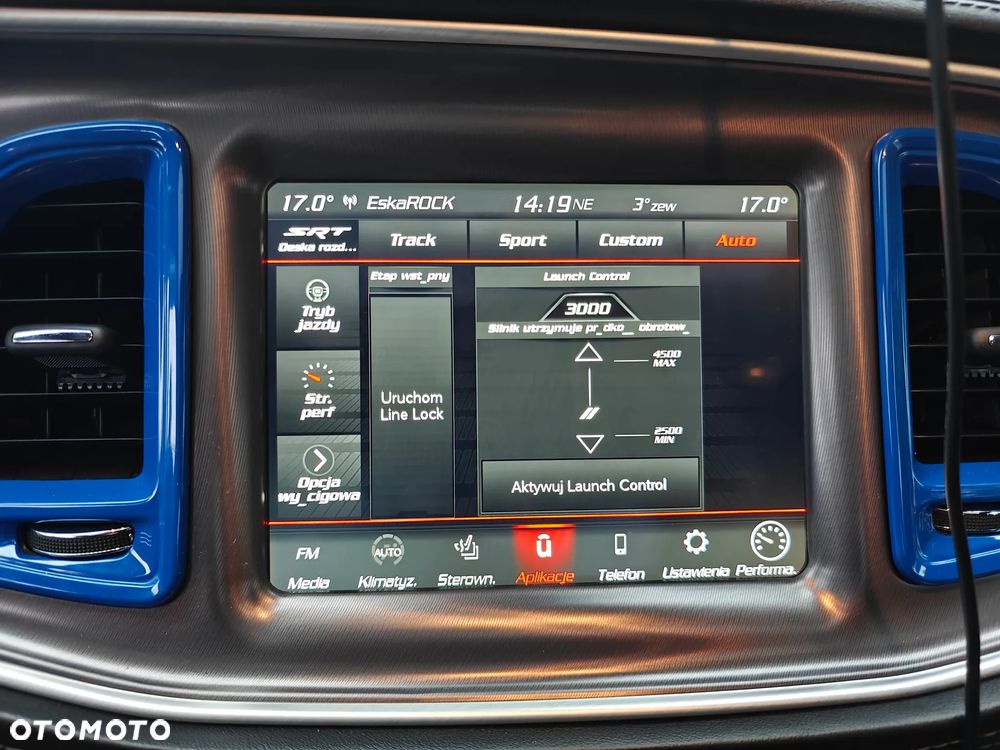 Dodge Challenger - 25