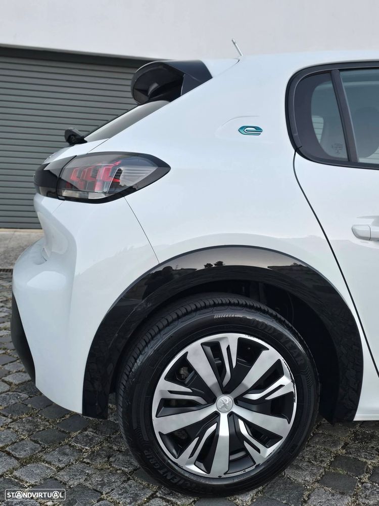 Peugeot e-208 50 kWh Active Pack - 8