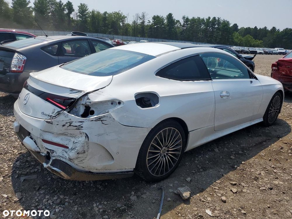 Mercedes-Benz CLE 450 4Matic 9G-TRONIC Edition AMG Line - 4