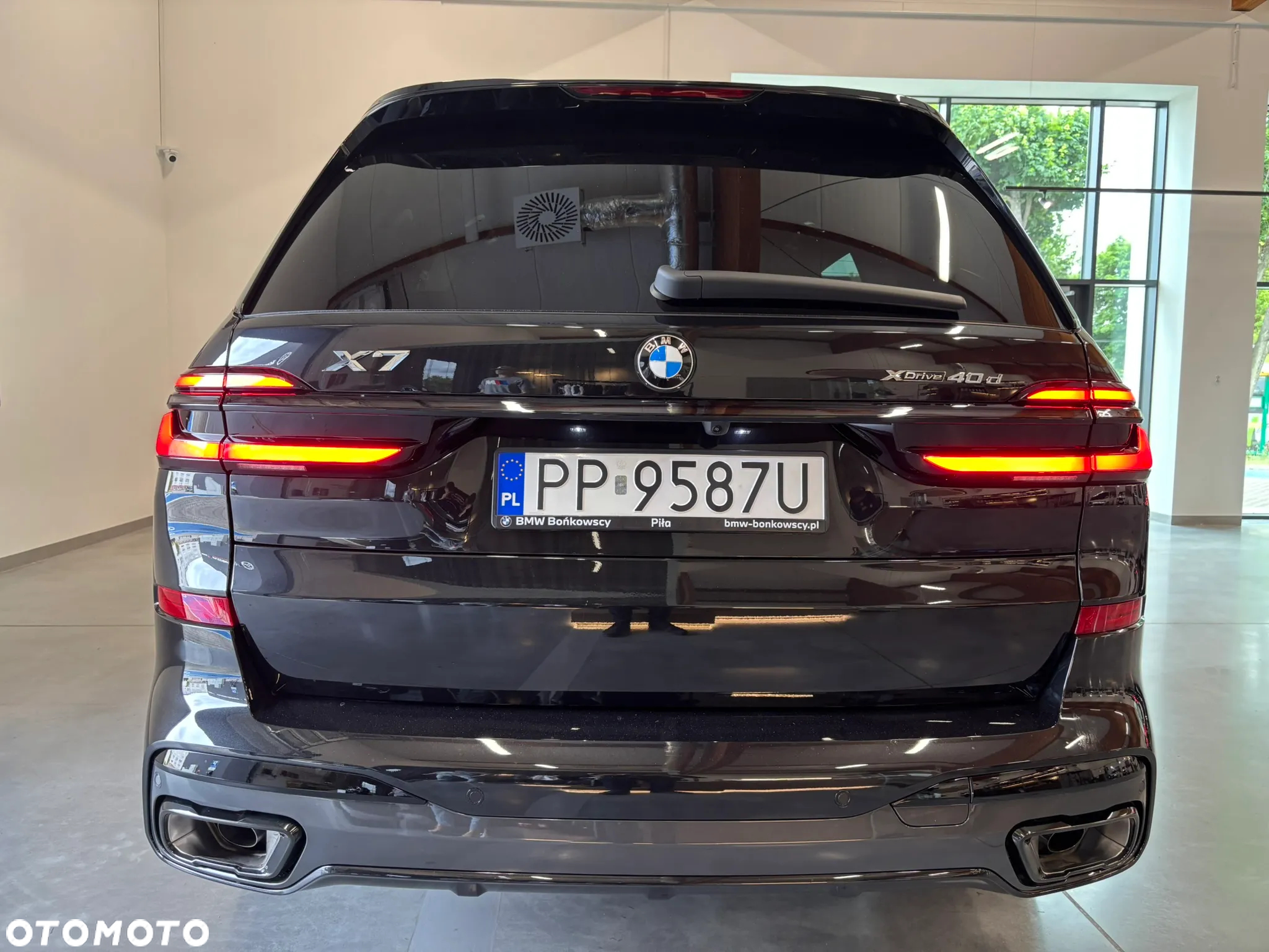 BMW X7 - 28