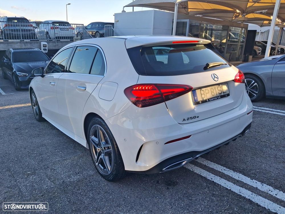 Mercedes-Benz A 250 e AMG Line - 7