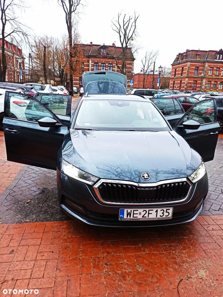 Skoda Octavia 2.0 TDI SCR Ambition DSG - 3