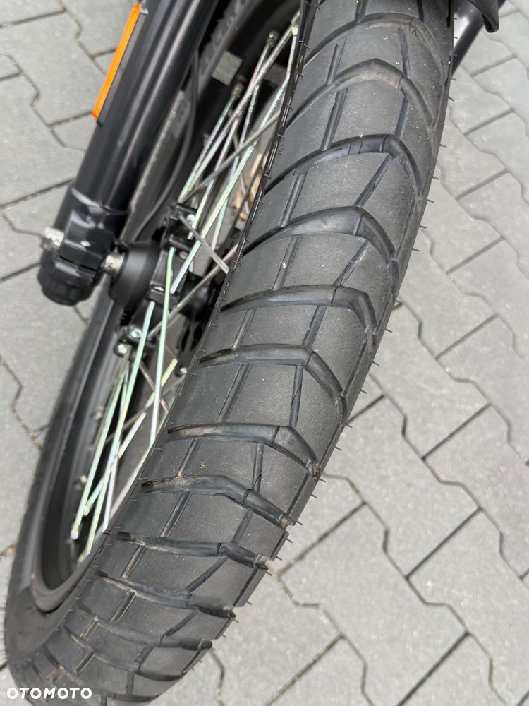 Royal Enfield Himalayan - 21