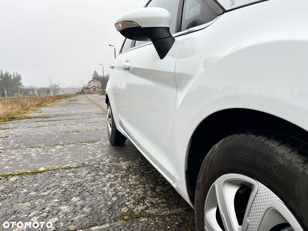 Ford Fiesta 1.6 TDCi Titanium - 15