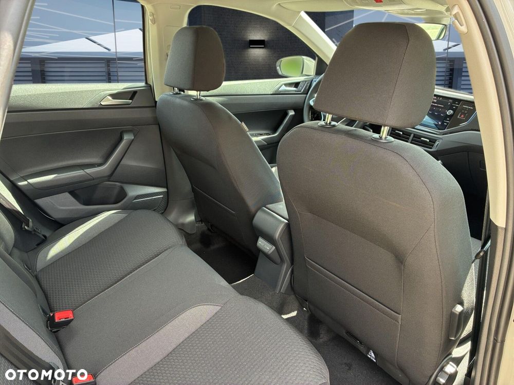 Volkswagen Polo - 27