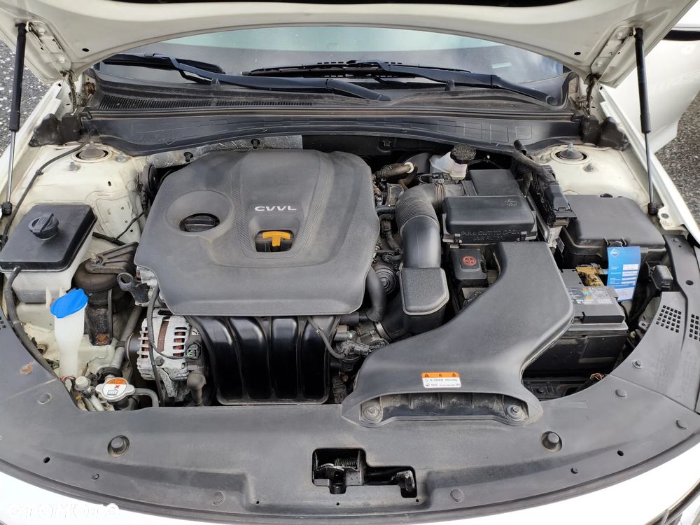 Kia Optima Sportagon 2.0 CVVL Vision - 38
