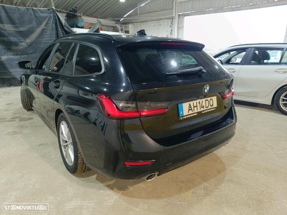 BMW 320 d Auto - 2