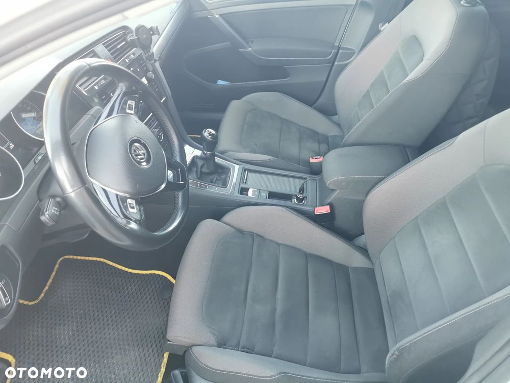 Volkswagen Golf Variant 1.5 TSI BMT Evo Comfortline - 18