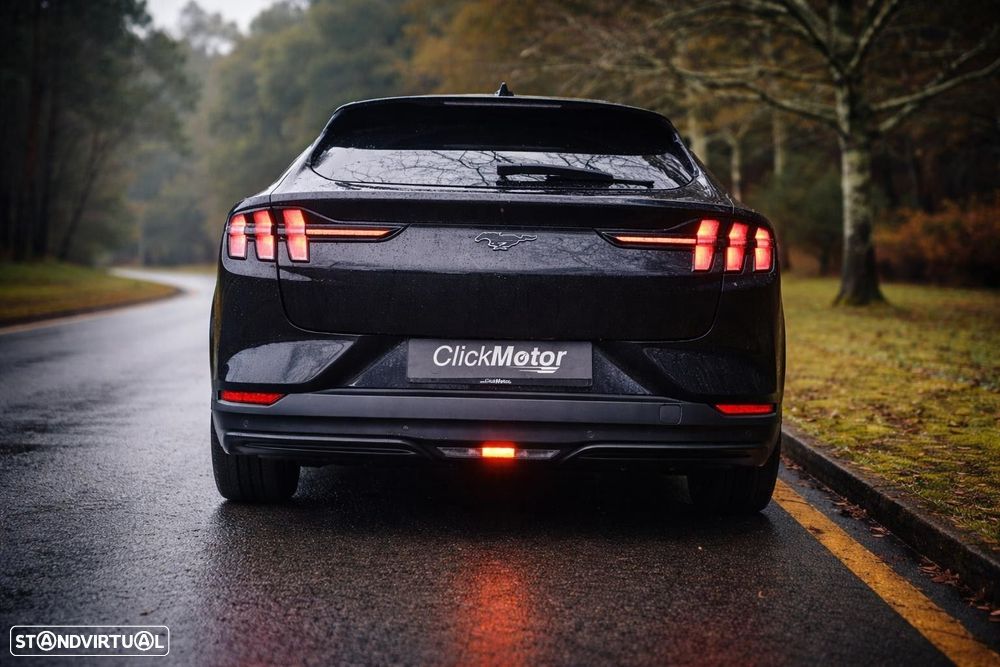 Ford Mustang Mach-E Standard - 26