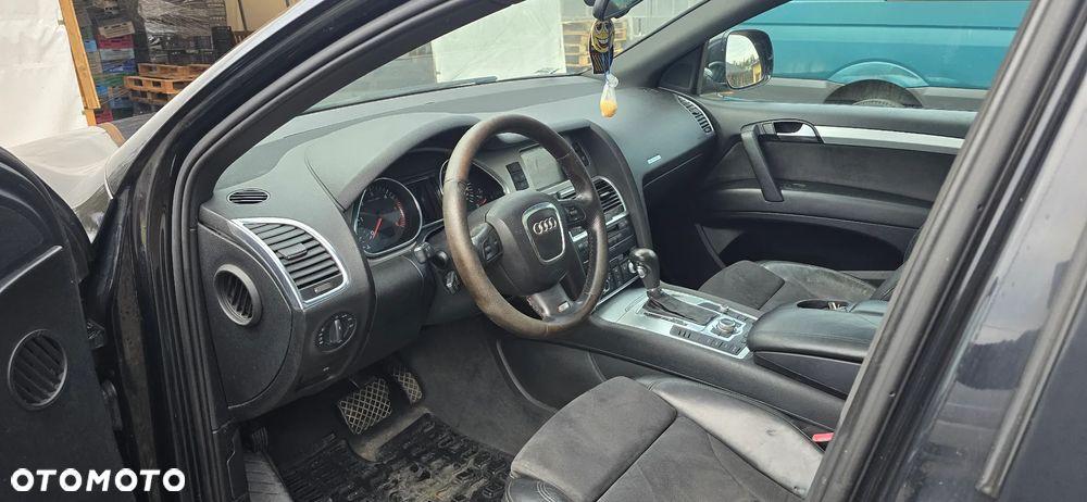 Audi Q7 3.0 TDI DPF quattro tiptronic - 25