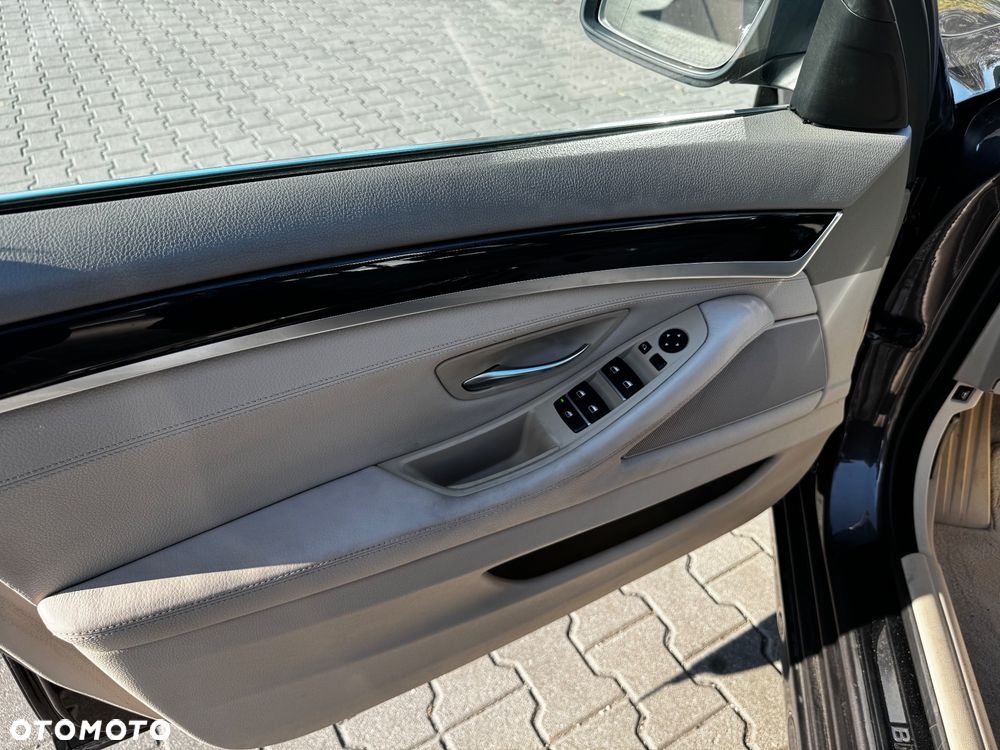 BMW Seria 5 - 13