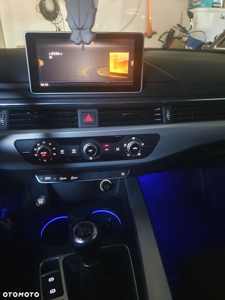 Audi A4 Avant 2.0 TDI - 19