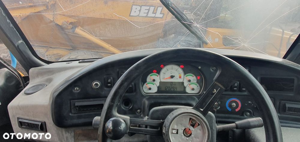Caterpillar 730 - 10