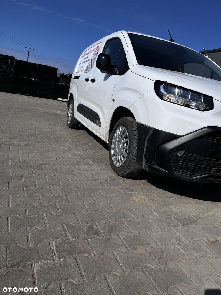 Toyota ProAce D-4D Medium 2,6t Active (bryg.) - 1