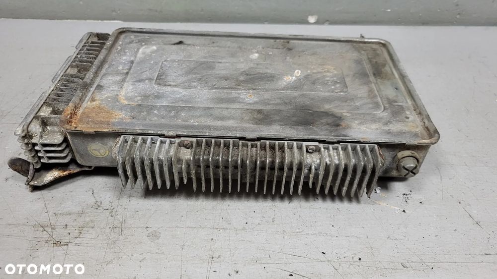 Sterownik Wtrysku Paliwa Mercedes S W116 350 0280002004 - 2