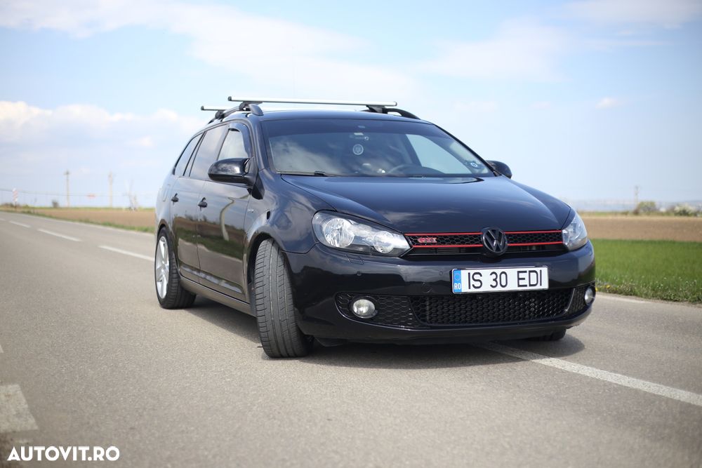 Volkswagen Golf - 2
