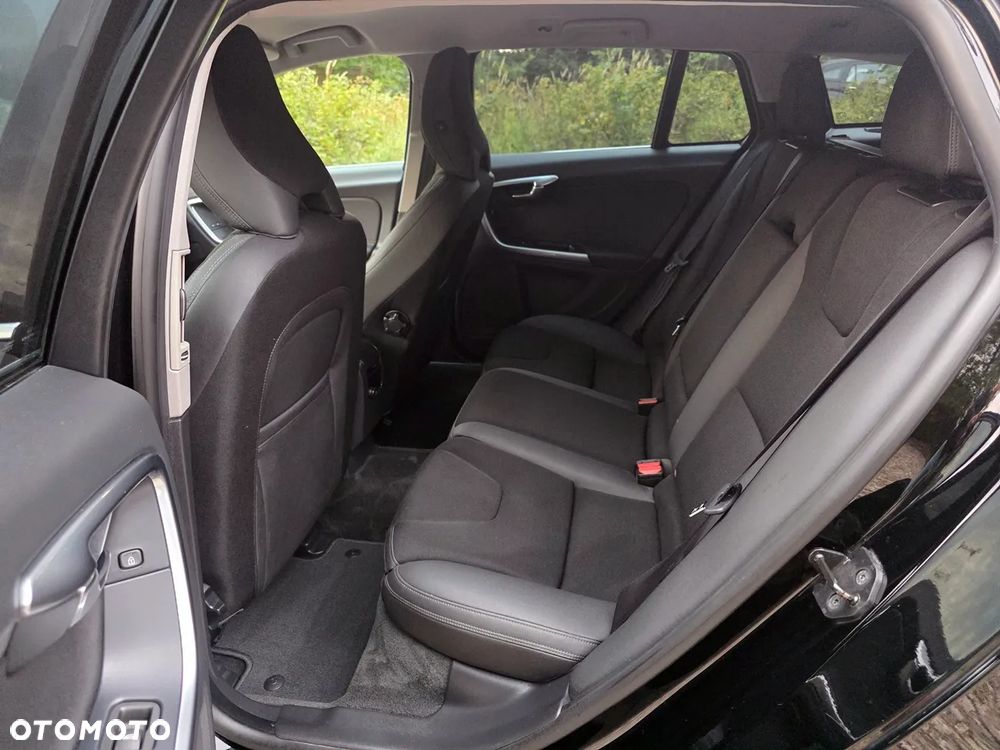 Volvo V60 - 30