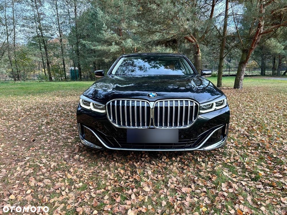 BMW Seria 7 750Li xDrive - 4