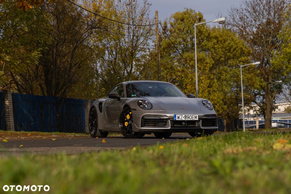 Porsche 911 Turbo S - 1