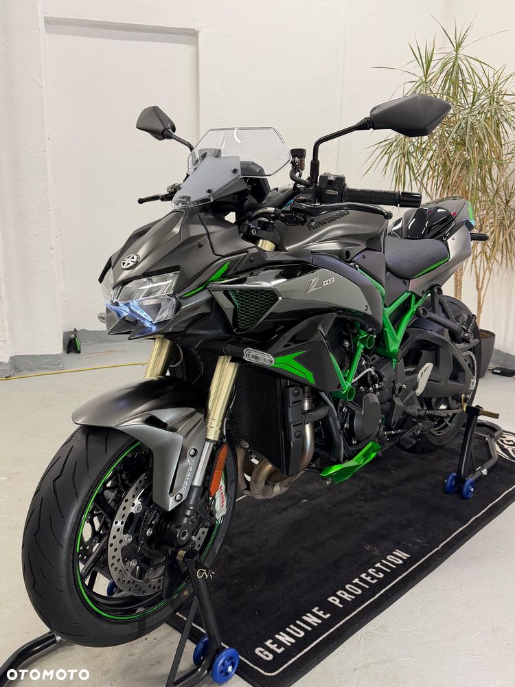 Kawasaki H2 - 6