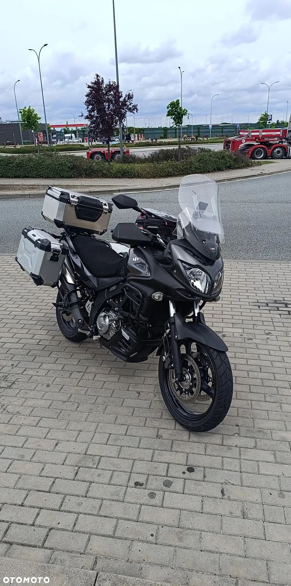 Suzuki DL - 1