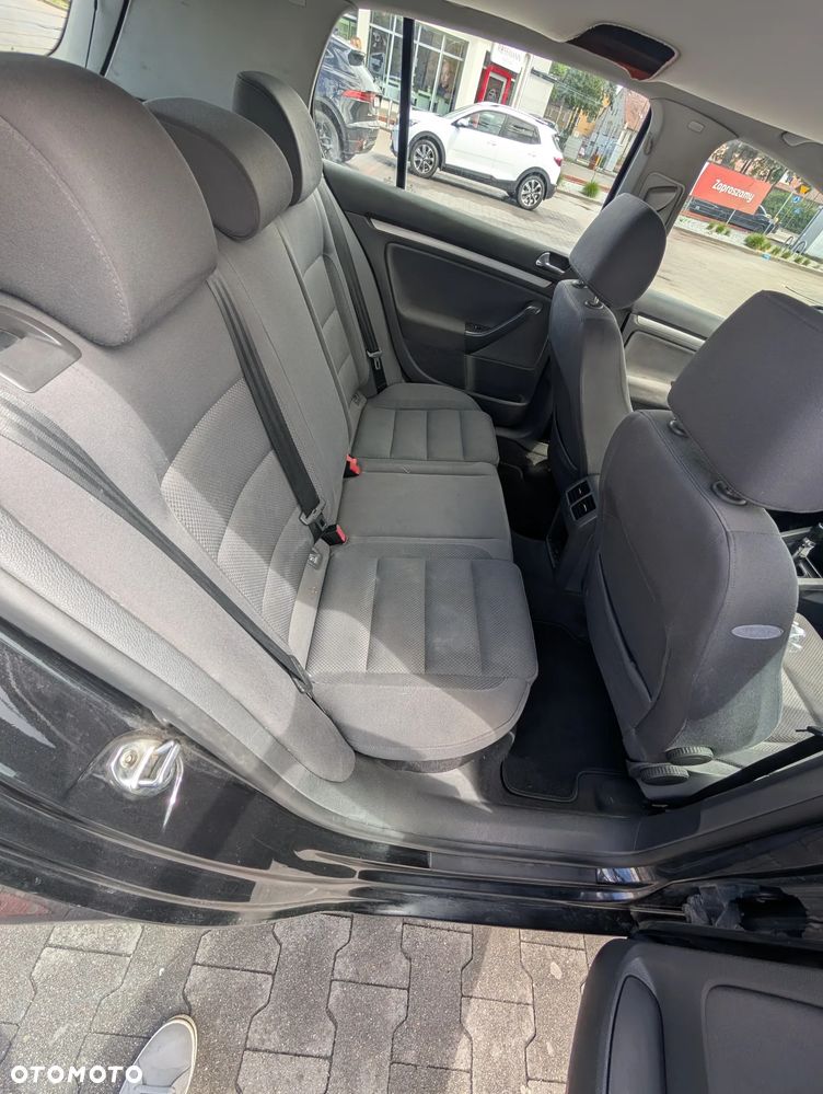 Volkswagen Golf 1.9 TDI Sportline - 8