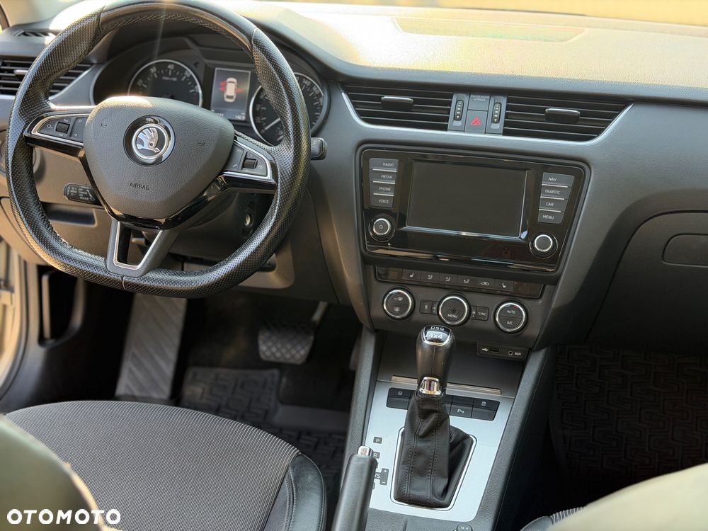 Skoda Octavia 1.8 TSI 4x4 Joy DSG - 26