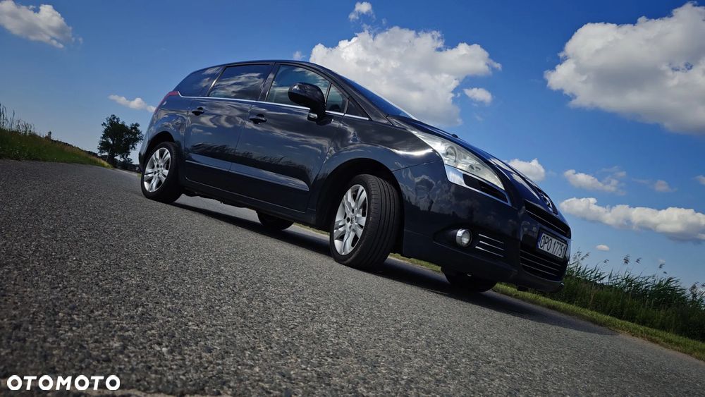 Peugeot 5008 HDI FAP 150 Premium - 2