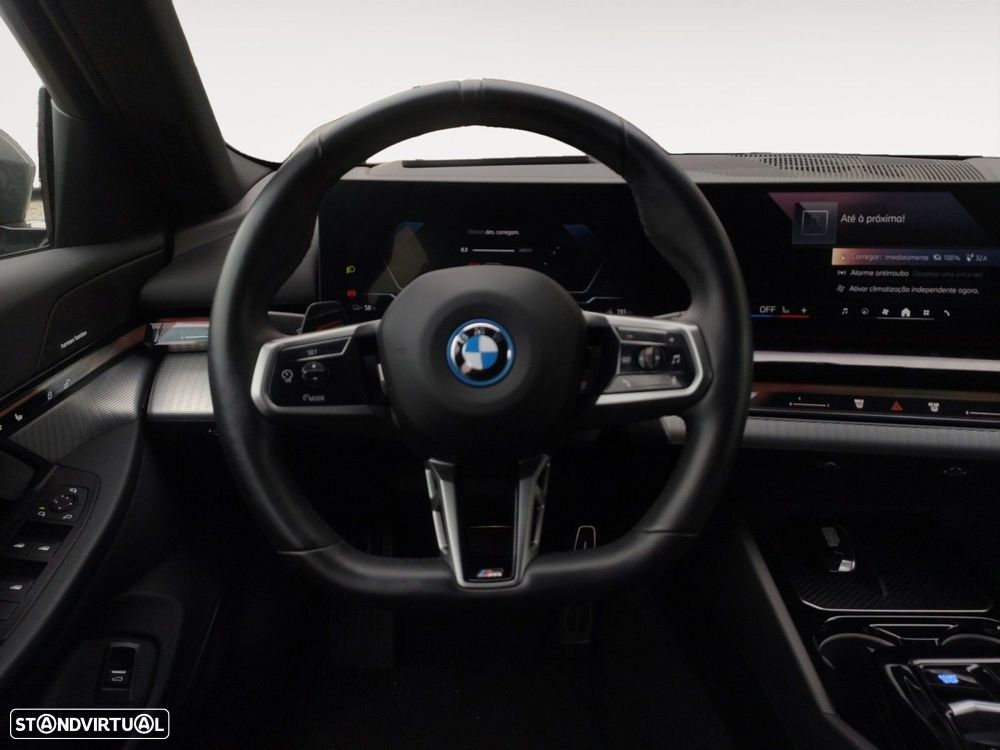 BMW i5 eDrive40 Pack Desportivo M - 12