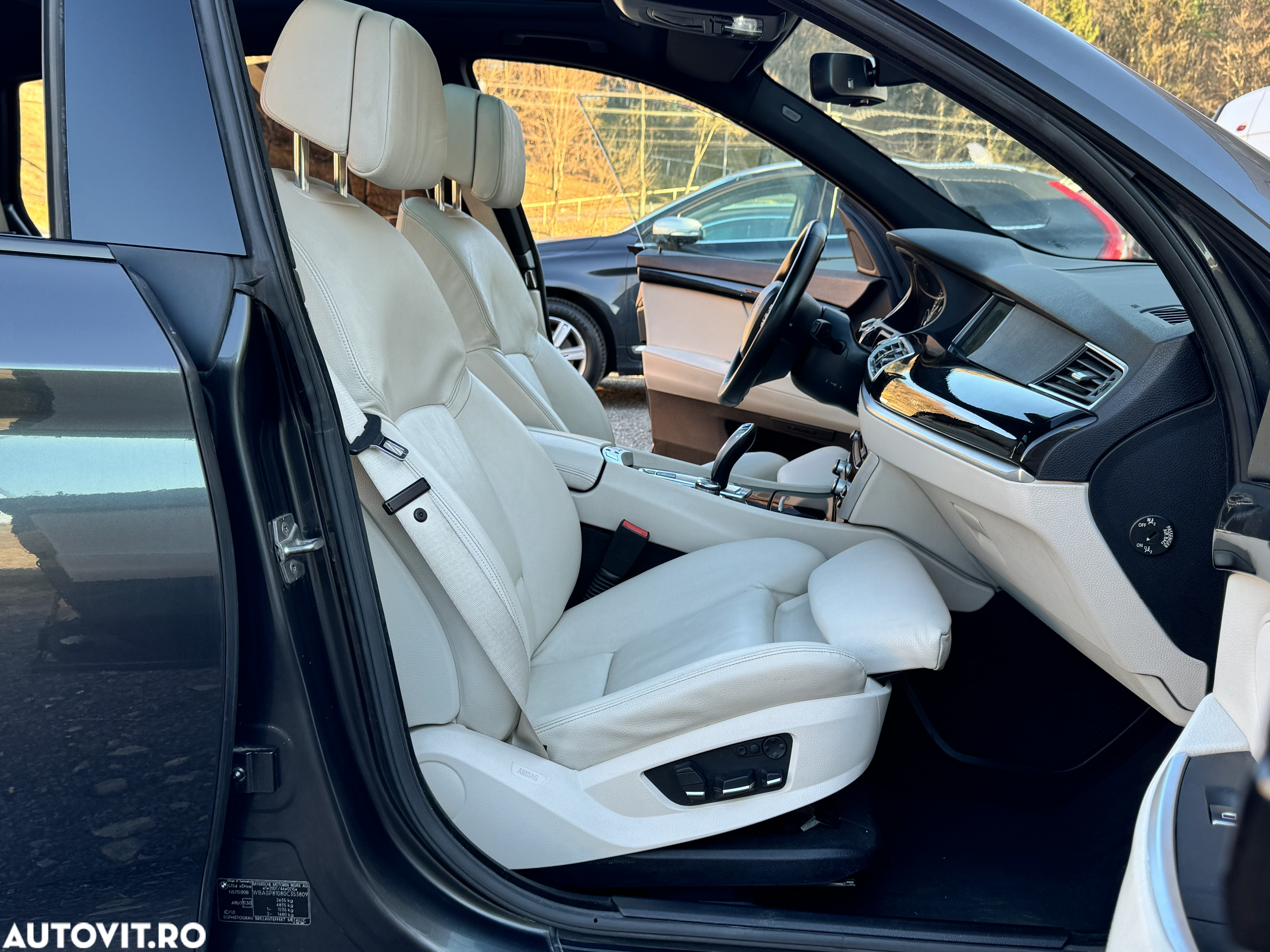 BMW Seria 5 535d xDrive Gran Turismo Aut. Luxury Line - 25