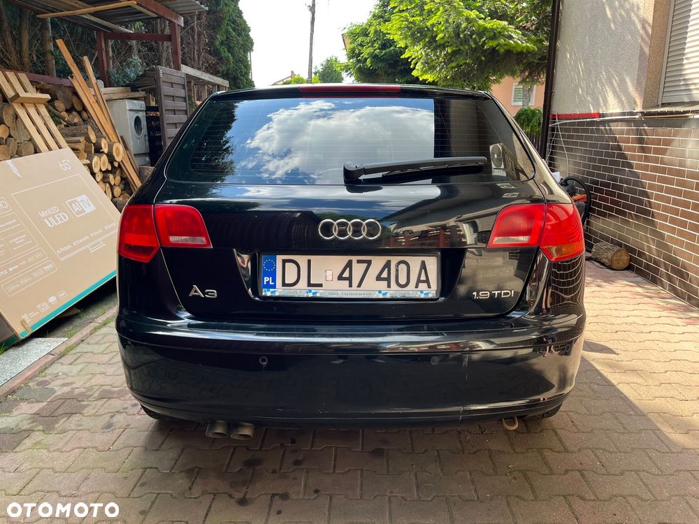 Audi A3 Sportback - 3