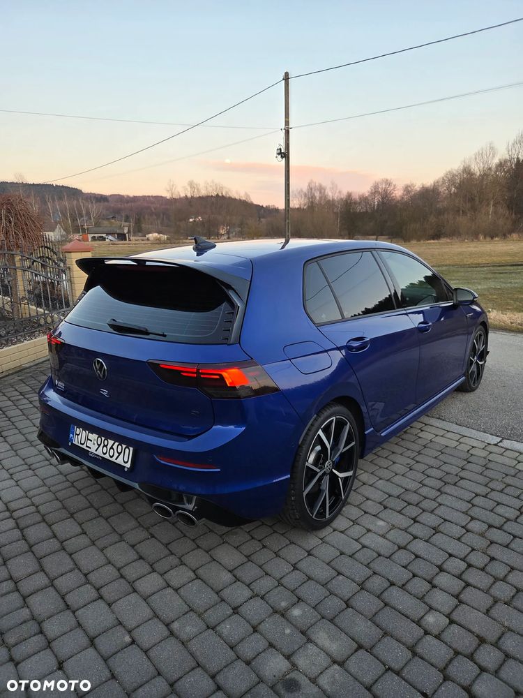 Volkswagen Golf - 10