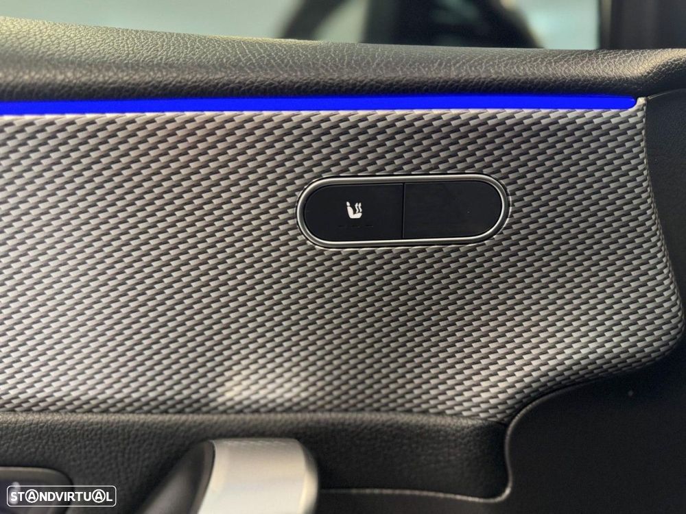 Mercedes-Benz A 250 e Style Plus - 11