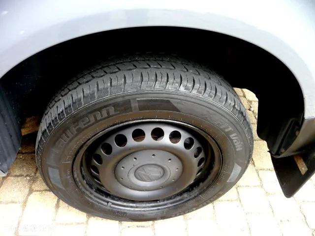 Volkswagen Transporter - 15