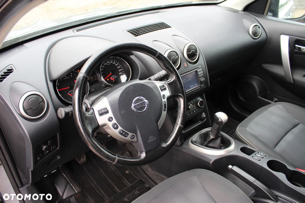 Nissan Qashqai - 5