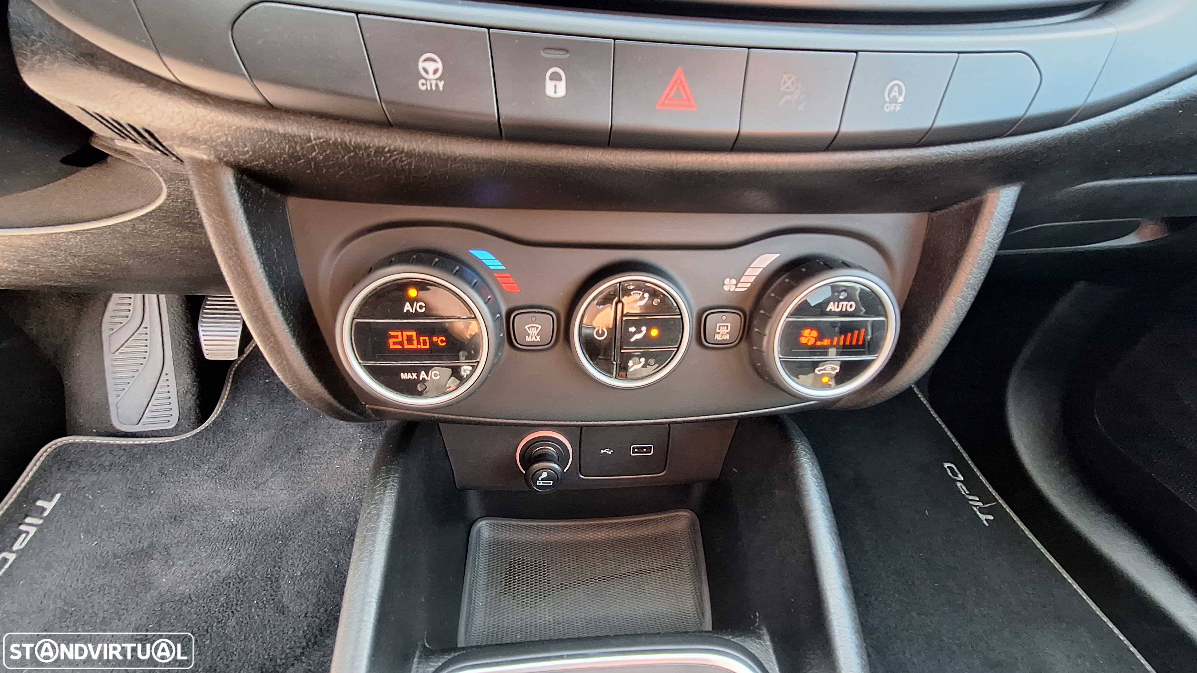 Fiat Tipo Station Wagon 1.6 M-Jet Easy - 19