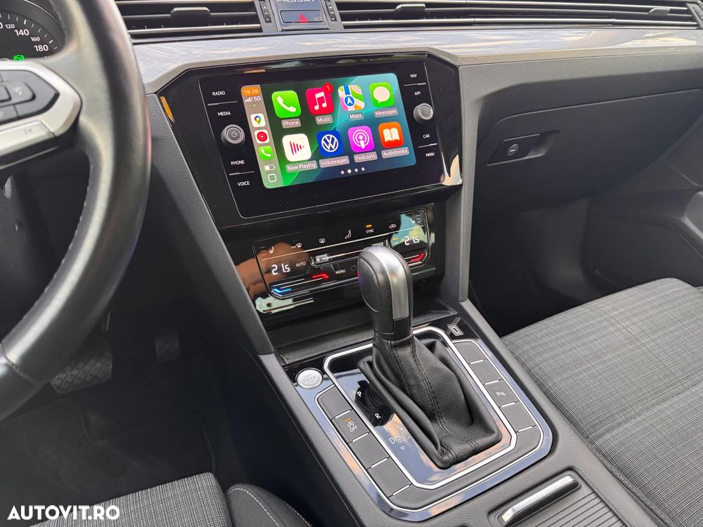 Volkswagen Passat - 13