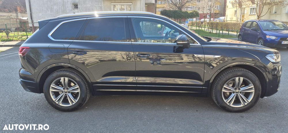 Volkswagen Touareg - 18