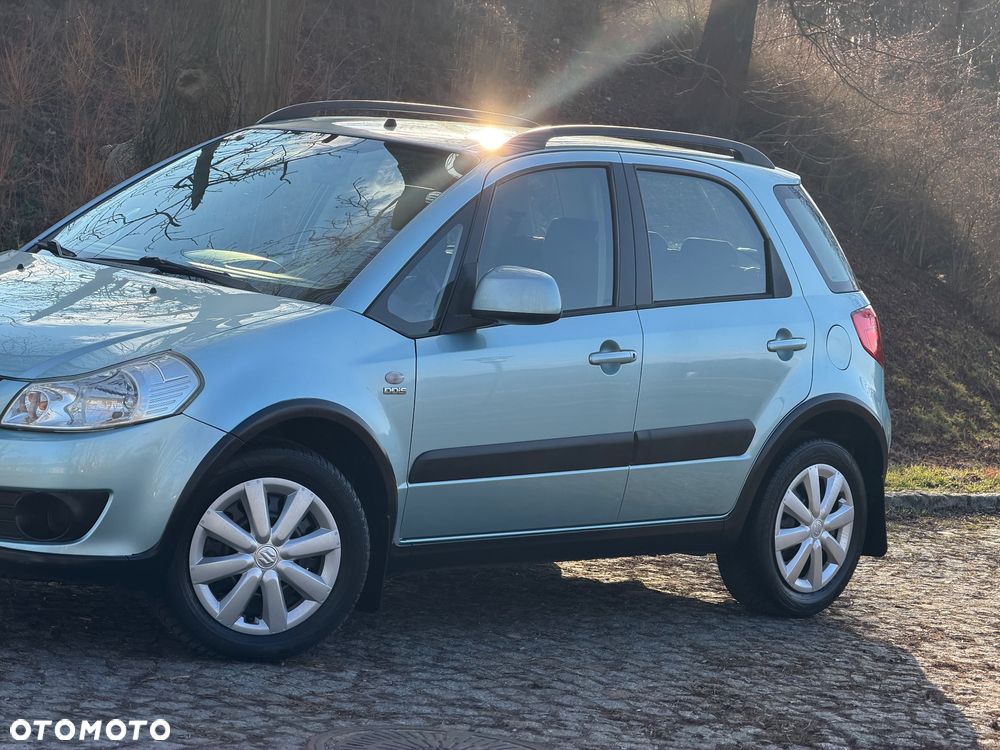 Suzuki SX4 1.9 DDiS DPF 4x4 Club - 33