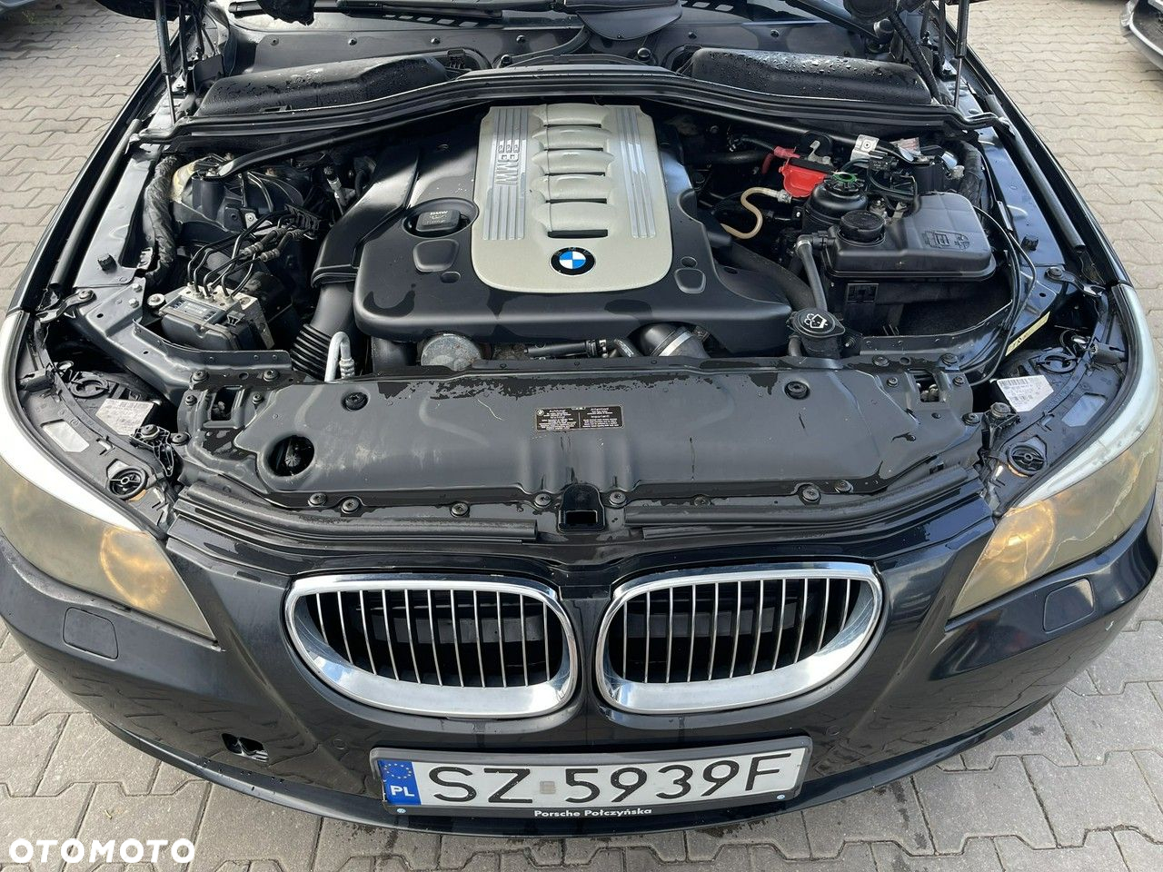 BMW Seria 5 525d - 11