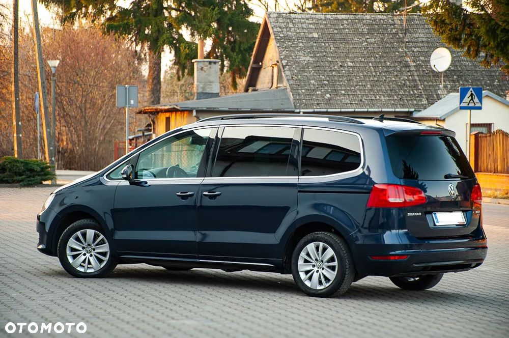 Volkswagen Sharan 2.0 TDI DSG Blue Motion Highline - 12
