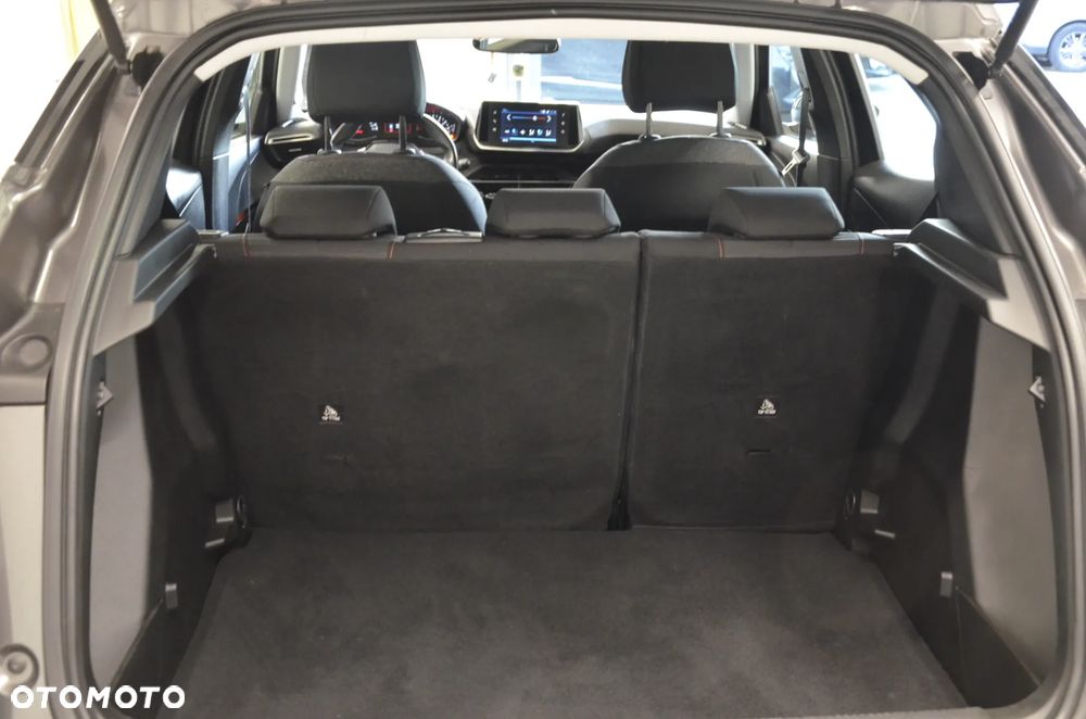 Peugeot 2008 - 17
