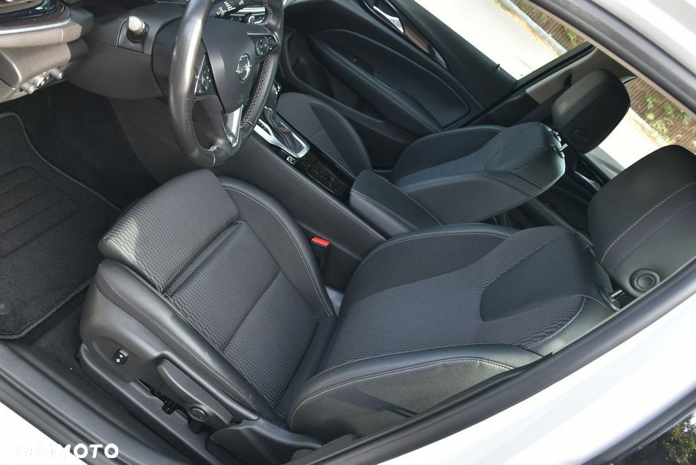Opel Insignia - 26