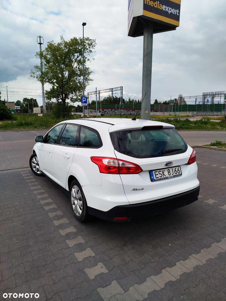 Ford Focus - 8