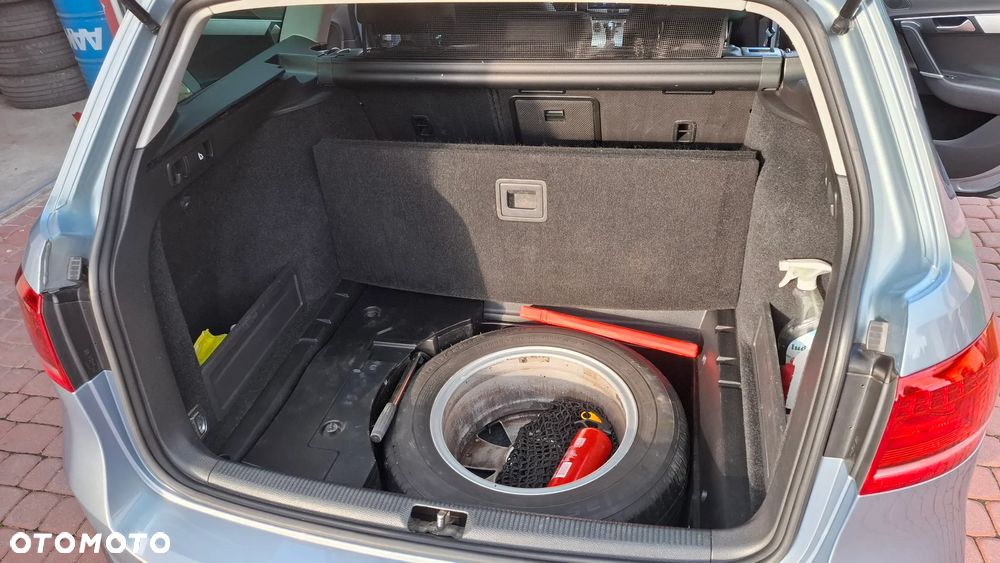 Volkswagen Passat 2.0 TDI Highline DSG - 22