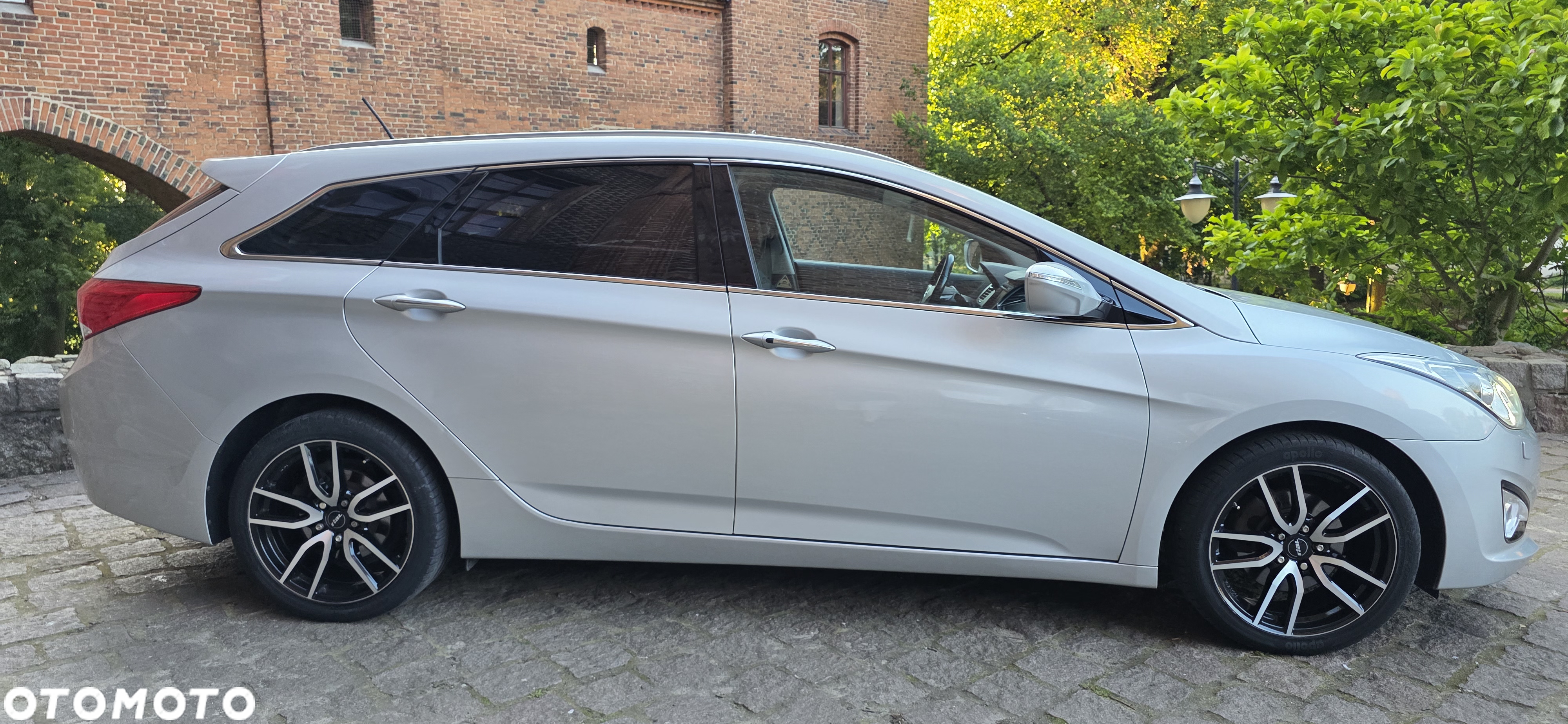 Hyundai i40 Kombi blue 1.6 Family+ - 2