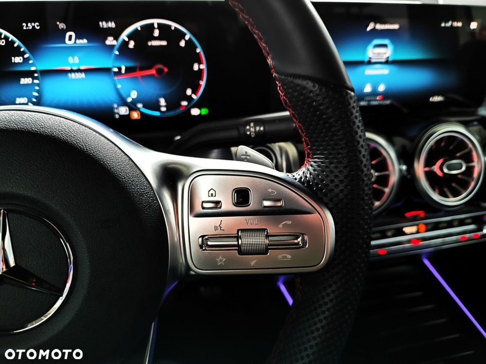 Mercedes-Benz GLB 220 d 4-Matic AMG Line 8G-DCT - 21