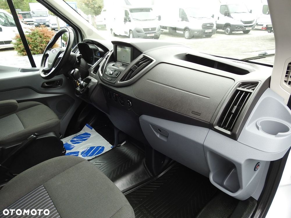 Ford TRANSIT FURGON CHŁODNIA  0*C FUNKCJA GRZANIA ZASILANIE 230V TEMPOMAT NAWIGACJA KLIMATYZACJA LEDY  130KM - 41