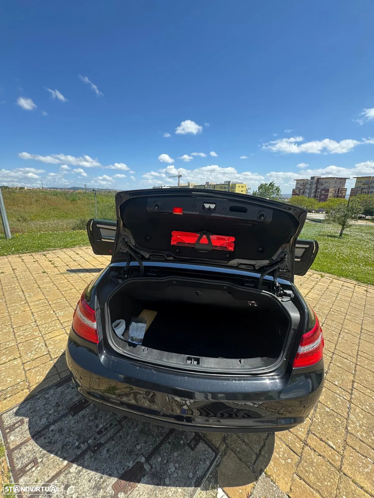 Mercedes-Benz E 250 CDi Elegance BlueEfficiency Auto - 35