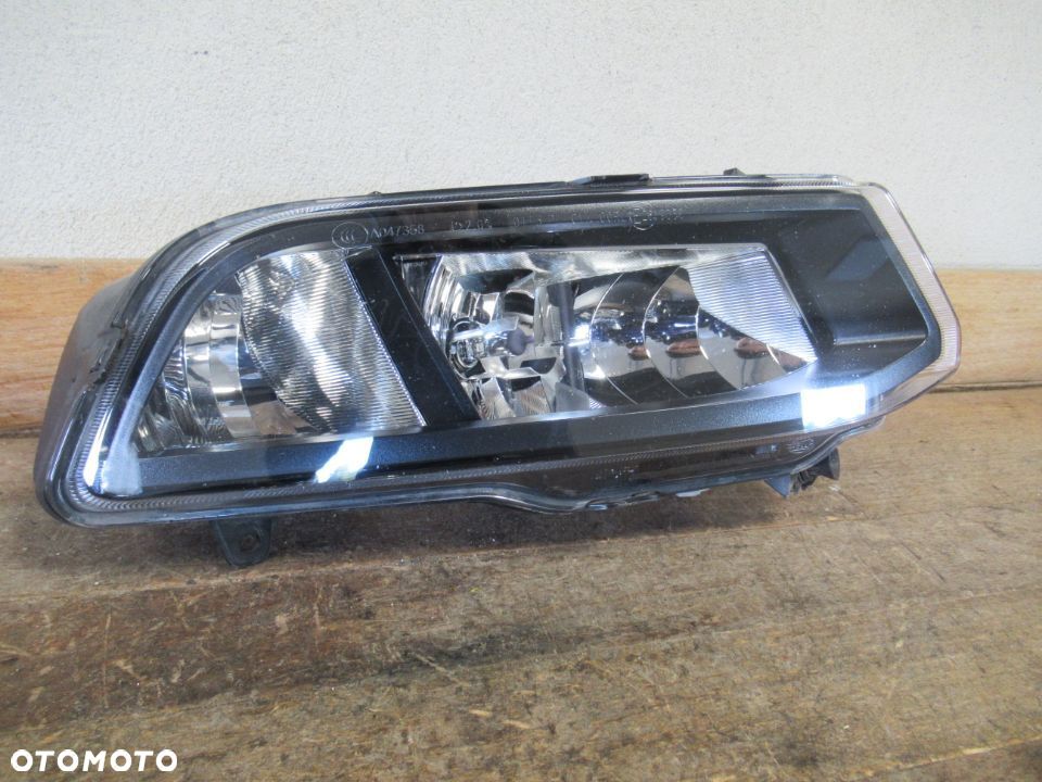 HALOGEN PRZECIWMGIELNY PRAWY VW POLO 5 V LIFT 2014-2017 rok - 3